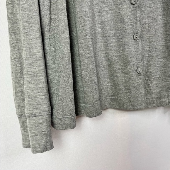 Skims Top - Picture 2 of 5